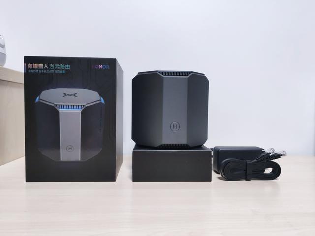 三频WIFI+多重加速,荣耀猎人游戏路由评测,开启手游零卡顿时代