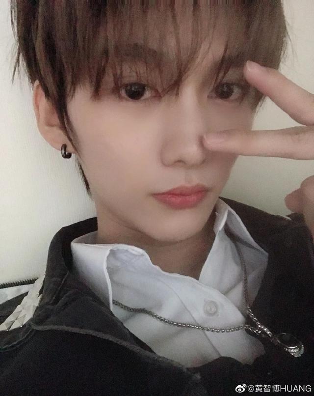 黄轩的靠山凉了?