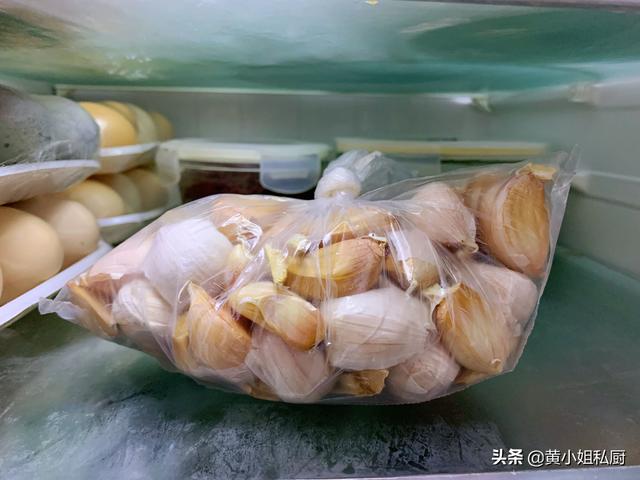 大蒜容易干瘪发芽坏掉,原来这些储存方法很多人不知道,先收藏了
