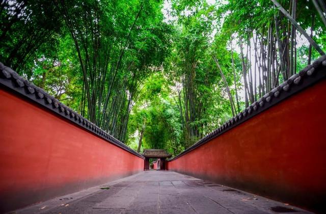 别把没钱当借口!国内最适合穷游的8个旅行地,赶紧出发吧
