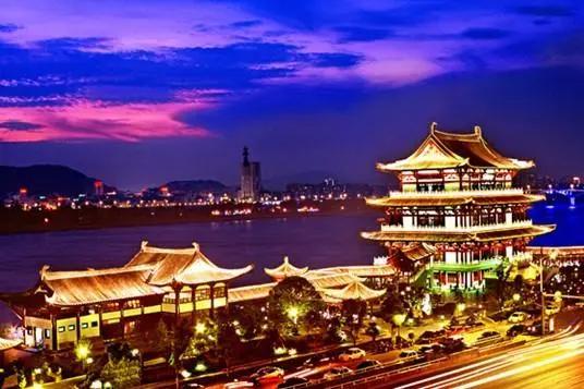 中国最适合穷游的5大胜地,花销不过千,你知道是哪里吗