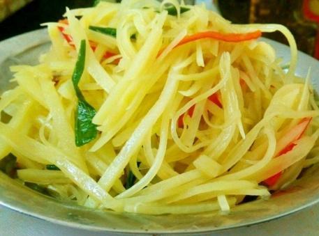 闺蜜请吃饭,我毫不犹豫点了这四道菜,老板看了笑着说:行家啊