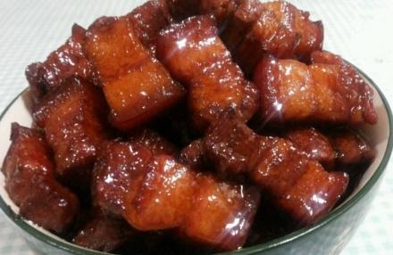 闺蜜请吃饭,我毫不犹豫点了这四道菜,老板看了笑着说:行家啊