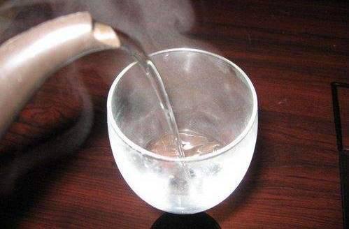 女性养生就应该喝热水、洗热水澡?错,合适的温度是最好的