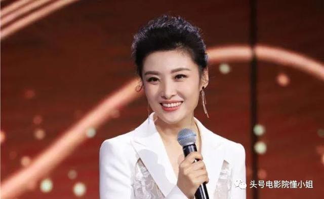 如果不是《声临其境》云录制,不会发现,52岁的周涛这么可爱