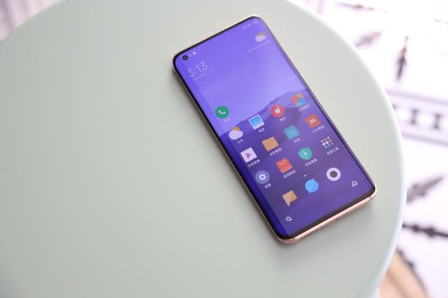 iPhone11Pro Max仅比小米10成本高50美元,售价却贵了4900元