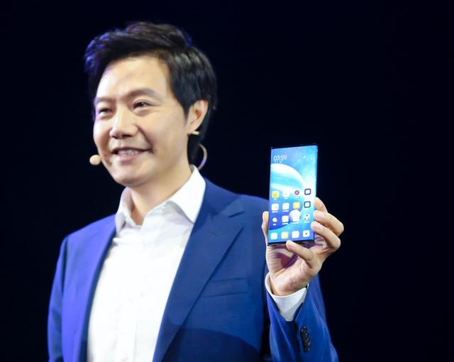 iPhone11Pro Max仅比小米10成本高50美元,售价却贵了4900元