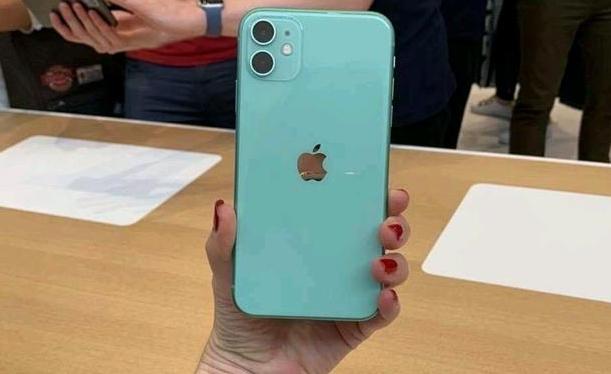 到底是买64G的iPhone还是128G的安卓?机友给出最中肯的答案