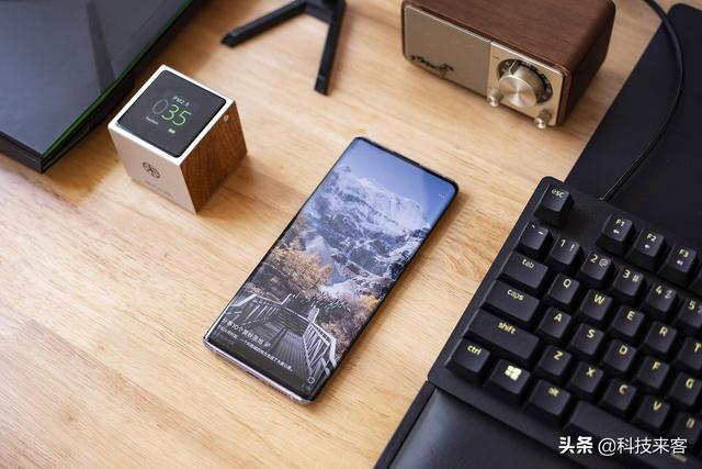 vivo NEX 3再体验:2020年回头再看,相比挖孔屏依然年度最强旗舰