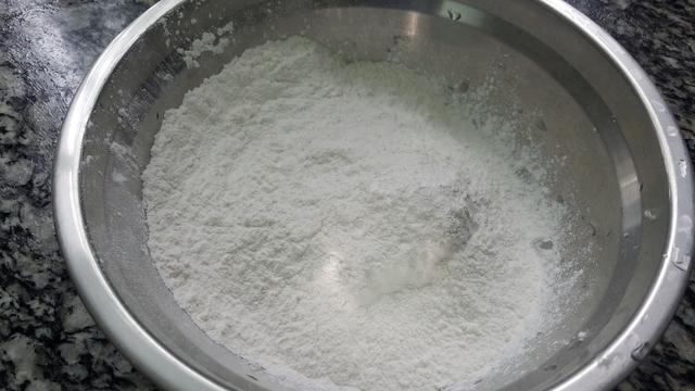 天气寒冷,不妨吃一下这道广东美食,暖身又好吃,做法太简单了