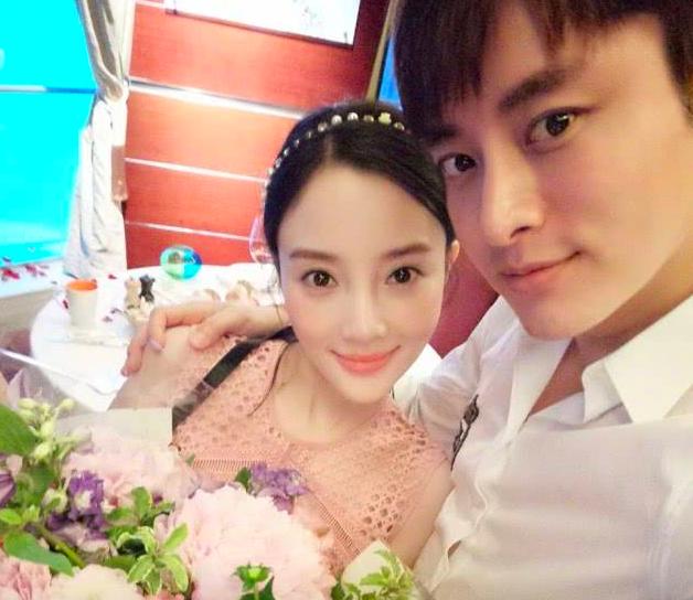 李小璐贾乃亮离婚真实原因!孙杨上综艺爱哭?Baby为何不回应黄晓明