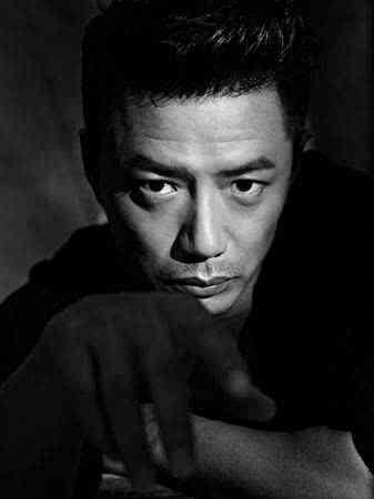 “双料影帝”无人识,“野鸡影帝”天下知,这对影视界是一种讽刺