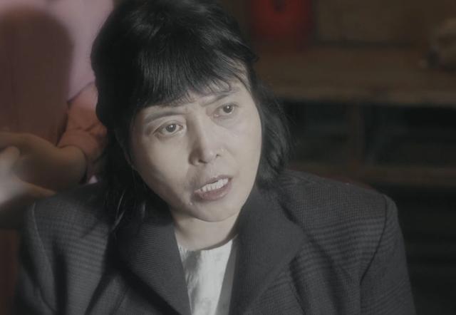 安家:潘贵雨去世,打开遗产的瞬间,房似锦崩溃痛哭“对不起”
