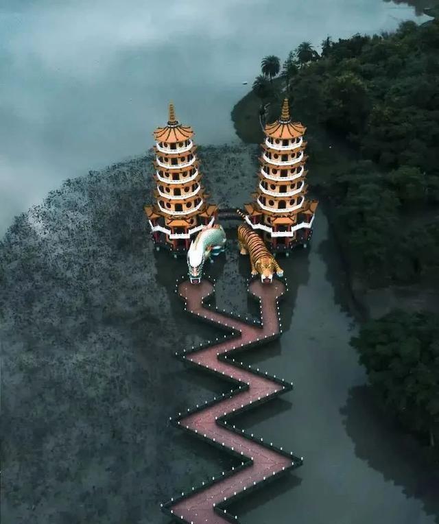 亚洲建造最疯狂的7座寺庙，网友：天才的构思和疯子的大胆