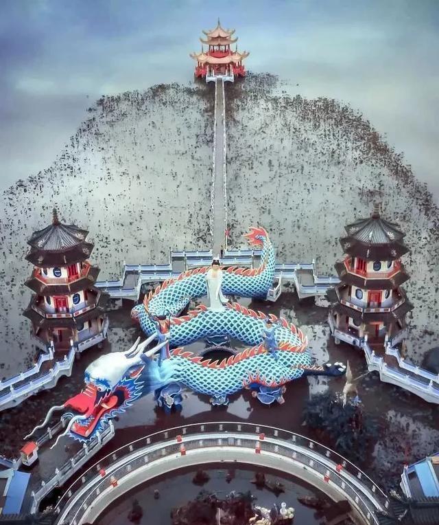 亚洲建造最疯狂的7座寺庙，网友：天才的构思和疯子的大胆