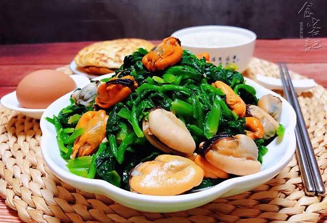 菠菜又出新吃法了,美味营养,5块钱做一锅,家人都喜欢