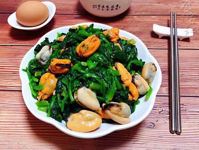 菠菜又出新吃法了,美味营养,5块钱做一锅,家人都喜欢