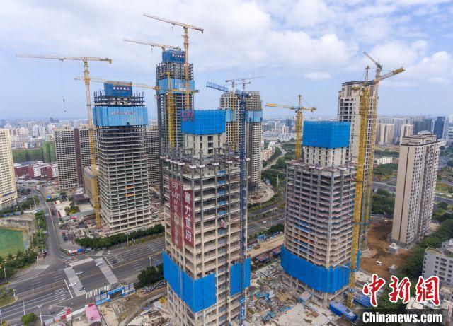 疫情之下,60余城出手稳楼市,未来房价是涨是跌?
