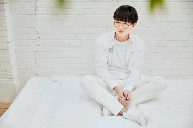 赵丽颖怀二胎?热巴搭上正午?毛不易为人?李小璐放弃演艺?