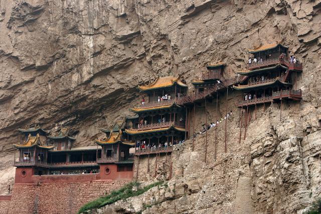 中国最有“仙气”的寺庙，历经千年，寺内从来不生火，游客众多