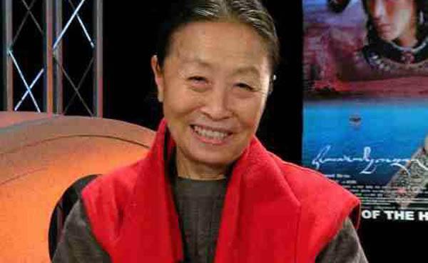 丑娘大发善心一口气捐款500万?怎么还在吹牛,把当事人都惊动了