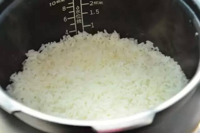 同样都是吃米饭,中日韩三国竟然差别这么大?日本吃法最讲究