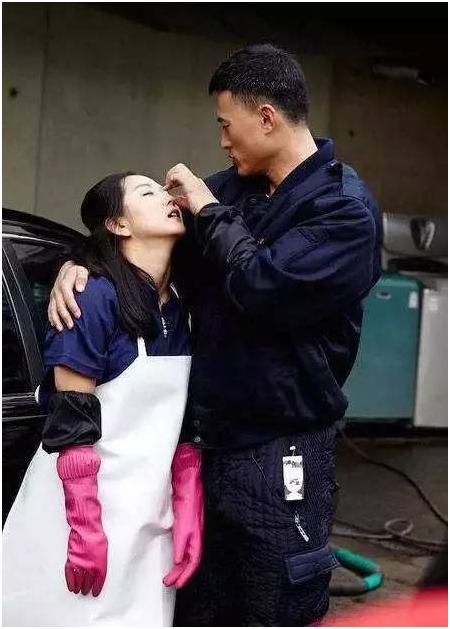 何洁与释小龙相恋后,转身就嫁给了赫子铭,为何最后却选择刁磊?