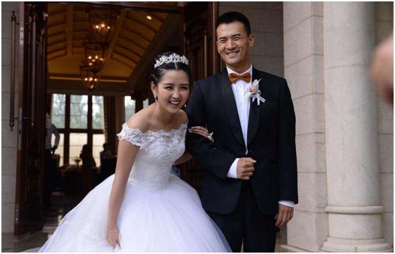 何洁与释小龙相恋后,转身就嫁给了赫子铭,为何最后却选择刁磊?