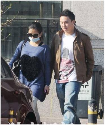 何洁与释小龙相恋后,转身就嫁给了赫子铭,为何最后却选择刁磊?