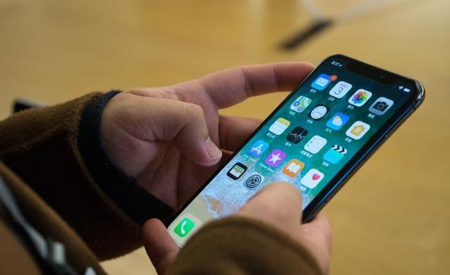 2020年可以考虑的3款老手机，性价比高性能强悍，iPhone两款上榜