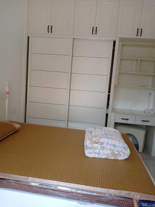 记录一下人生第一套房,全屋贴砖简单装修,打扫干净特别有档次