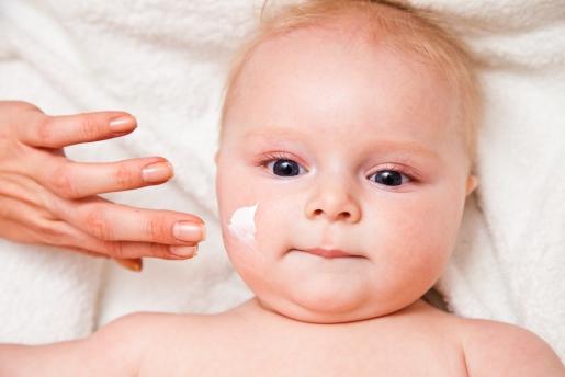 婴幼儿皮肤很脆弱 小儿护肤应牢记这6点