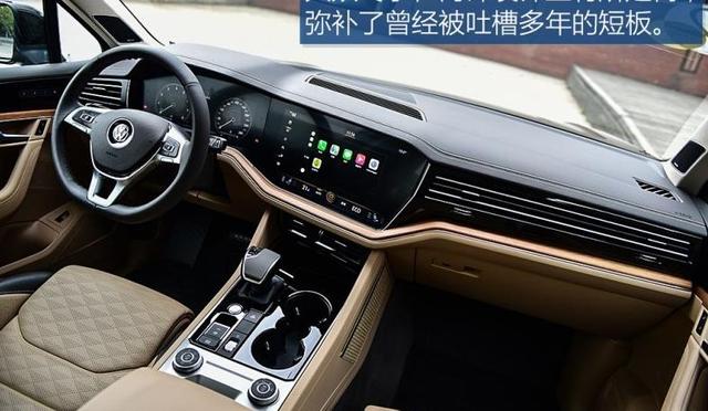 手握80万,开完大众途锐,再换大奔驰GLE上,车主:对比差距明显