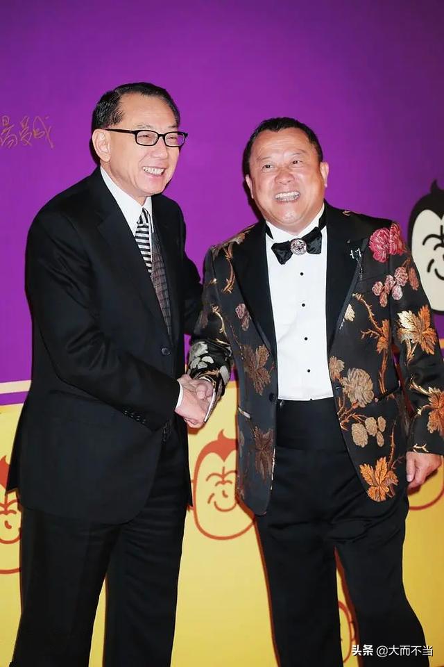 姜文杨受成的两次过招:高手对决,讲究的就是不动声色