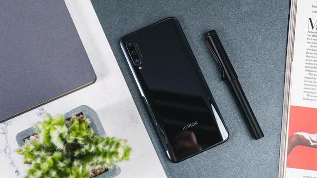 性能优越的国产手机,荣耀9Xpro从四个方面解析为什么它值得