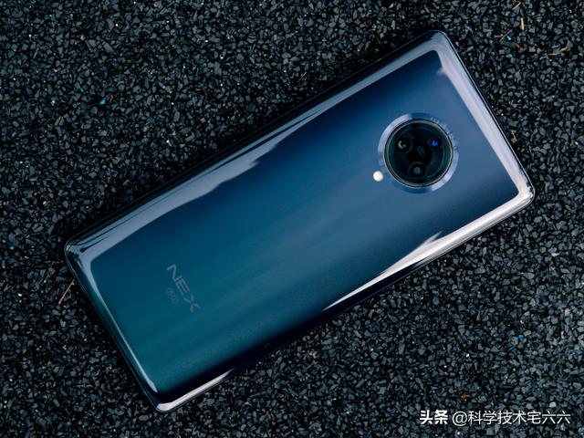 比小米便宜一块钱,vivo高端新机诞生,实力远不如小米