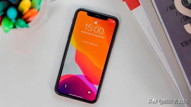 国产手机卖到6000元不科学?至少要比苹果iPhone 11更厚道