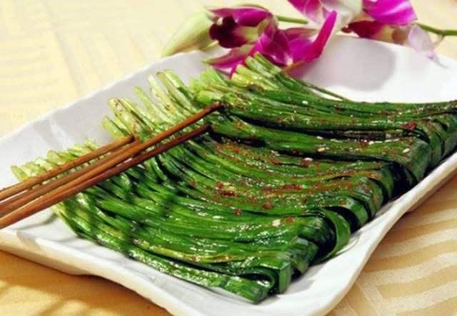 让“女生尴尬”的4种烧烤,在喜欢的人面前,就算再馋也要忍住