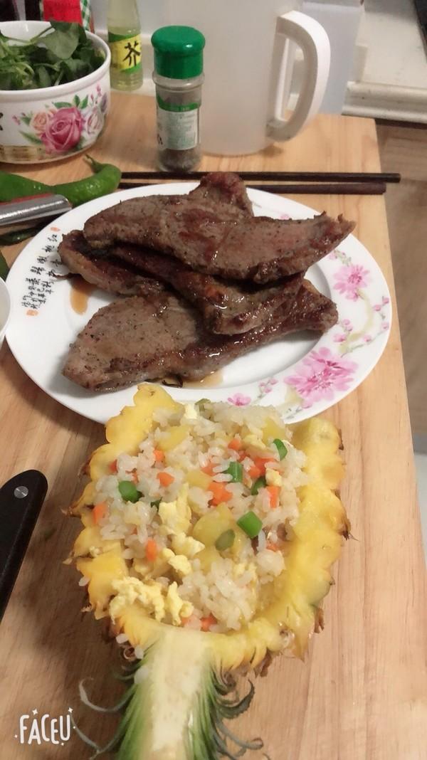 买菠萝时,记住这4个“窍门”,买到的菠萝,绝对又香又甜