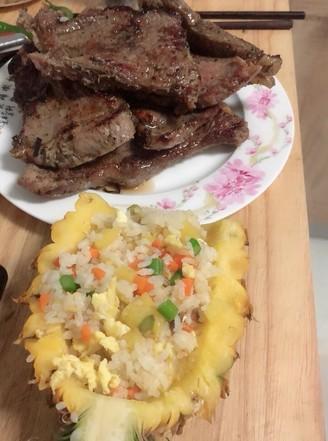 买菠萝时,记住这4个“窍门”,买到的菠萝,绝对又香又甜