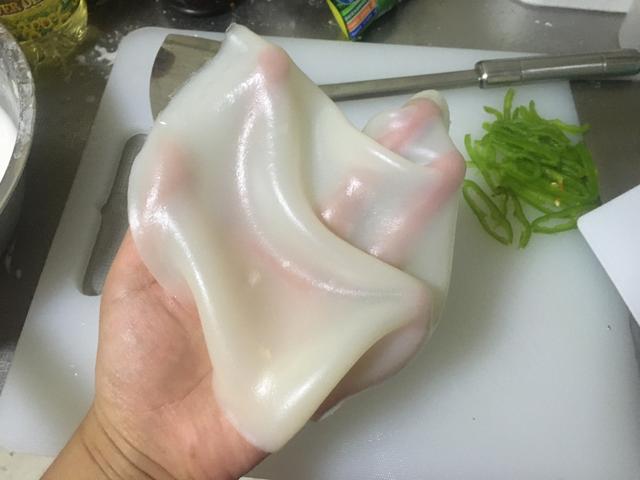 为啥买凉皮的阿姨不舍得放面筋,亲自做了才知道