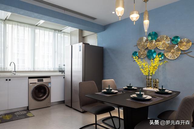 120㎡现代轻奢家居装修设计实景;奢华而不浓重,华丽却不浮夸