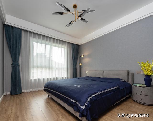 120㎡现代轻奢家居装修设计实景;奢华而不浓重,华丽却不浮夸