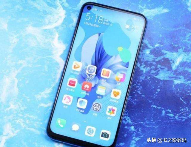 从2499降至1639，华为8+128GB浴霸四摄中端机，也沦为千元机