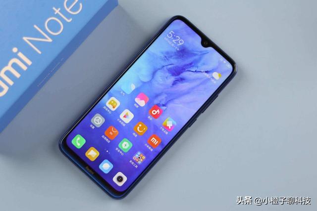 4800万像素成为标配,这三款百元机配置出色,你更喜欢哪一款