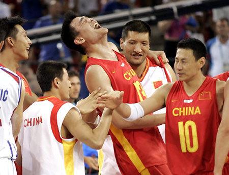 同是9年NBA生涯,姚明和林书豪各赚多少钱?差距很明显