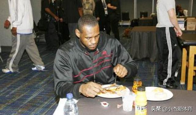 NBA球员饭量这么大,平时都吃什么?贫穷限制了我的想象力