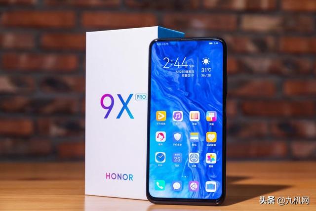 盘点三月最具性价比的5款手机,荣耀神机上榜,最低仅1099元