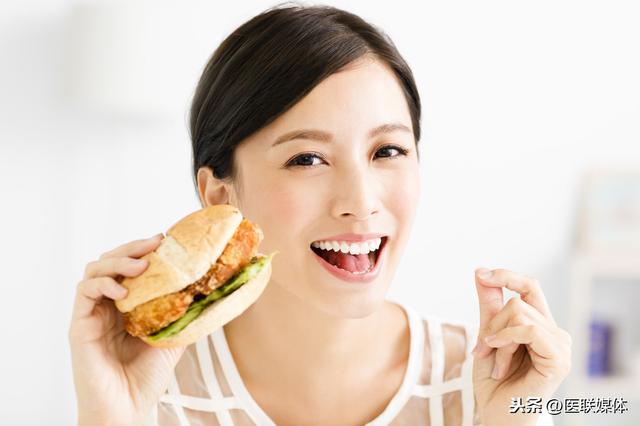 肚子胀、肠胃不好怎么办?教你3个窍门,提高消化力