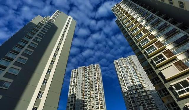 400万房子降价100万仍无人买!楼市正在被抛弃了吗?专家给出解释